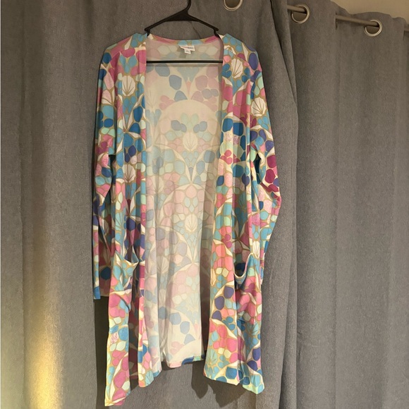 LuLaRoe Sweaters - LuLaRoe Pastel Floral “Caroline” Cardigan